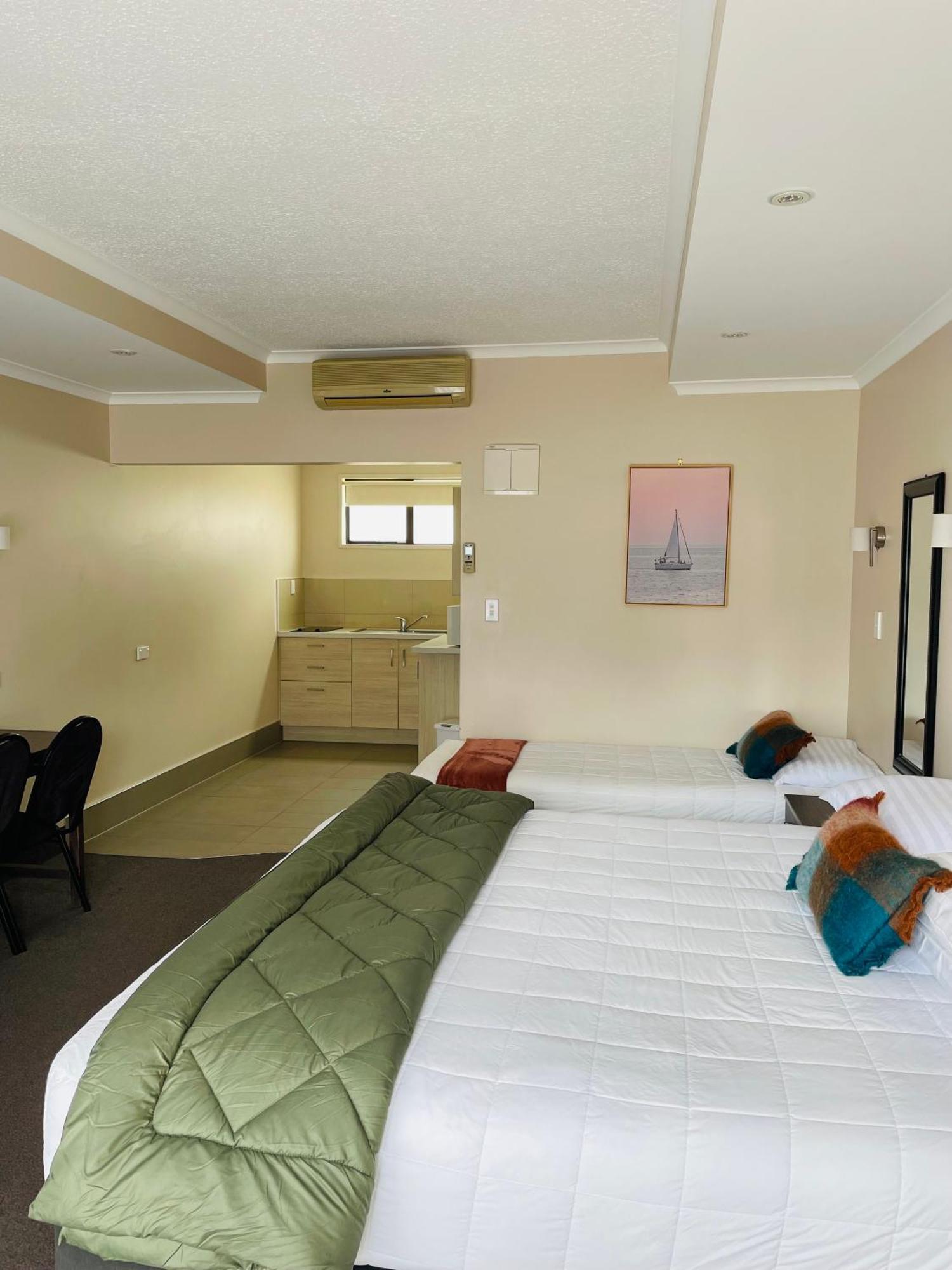 Kauri Court Motel Palmerston North Ngoại thất bức ảnh