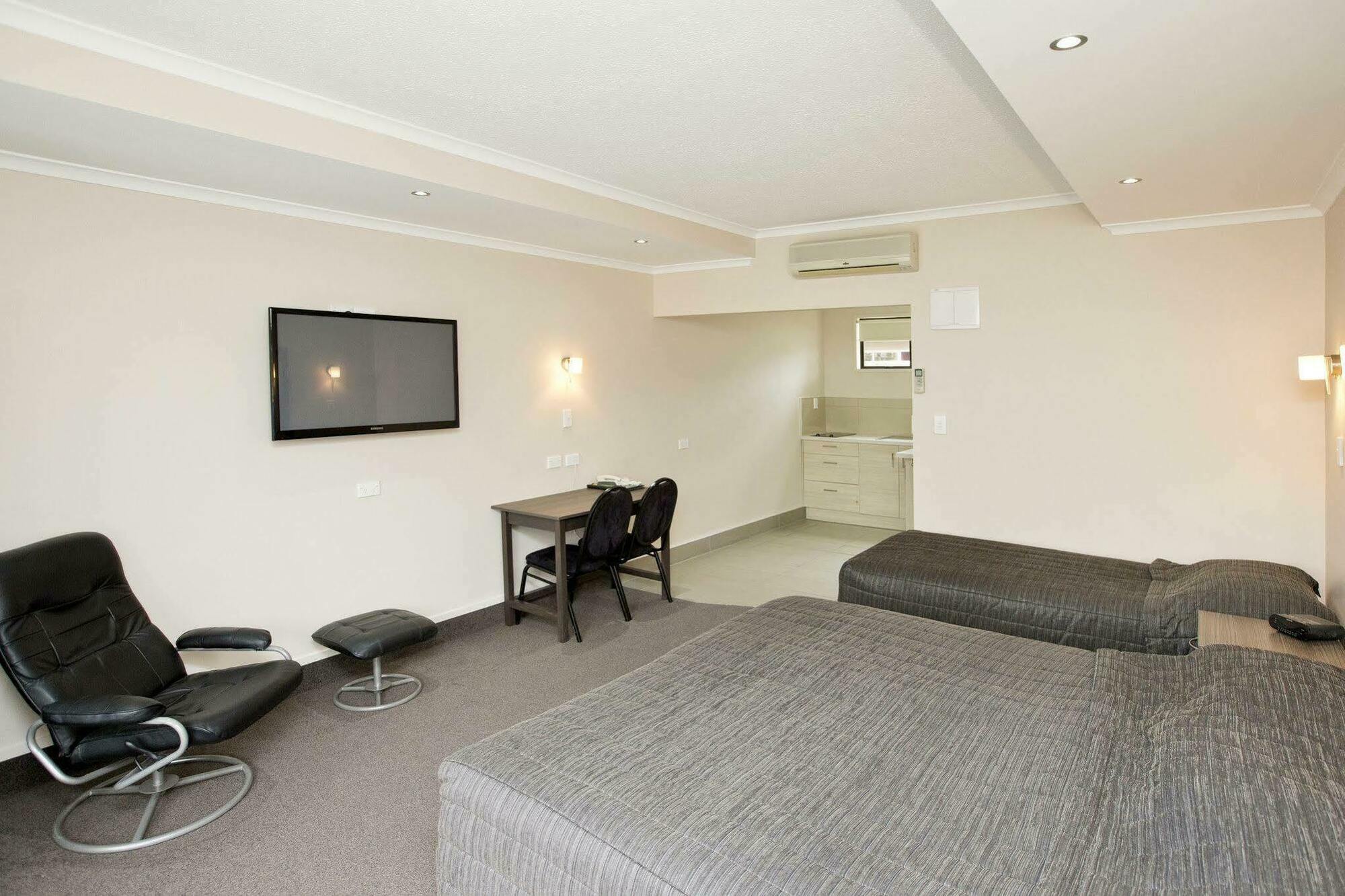 Kauri Court Motel Palmerston North Ngoại thất bức ảnh